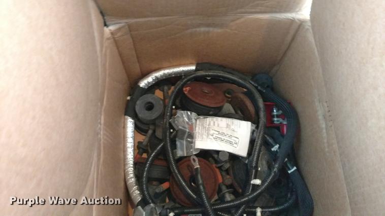 image for item DC2456 2016 Ford Econoline E450 cab and chassis