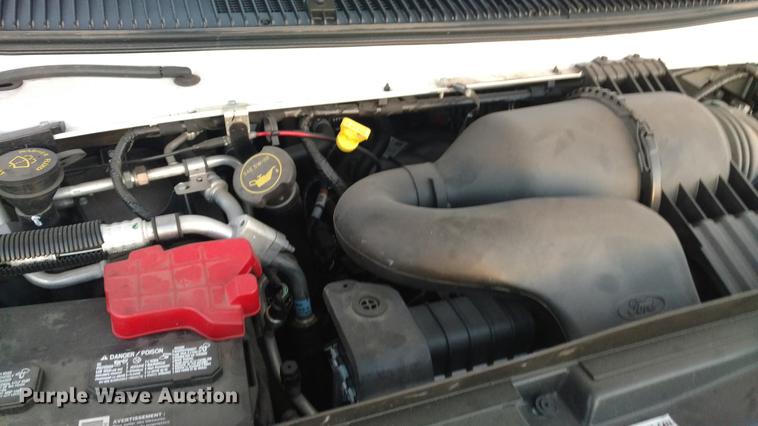 image for item DC2456 2016 Ford Econoline E450 cab and chassis