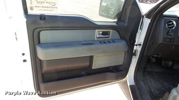 image for item DC2526 2011 Ford F150 SuperCab pickup truck