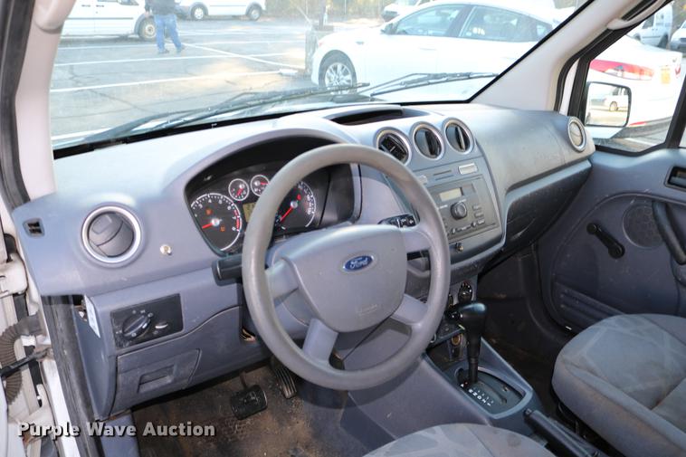 image for item DC3658 2010 Ford Transit Connect van