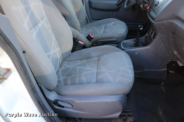 image for item DC3658 2010 Ford Transit Connect van