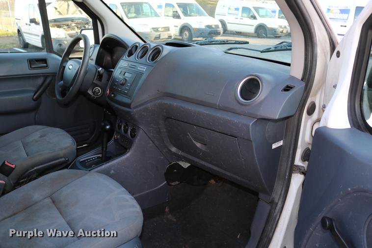 image for item DC3658 2010 Ford Transit Connect van