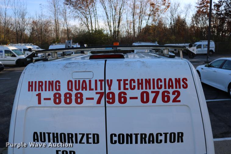 image for item DC3658 2010 Ford Transit Connect van