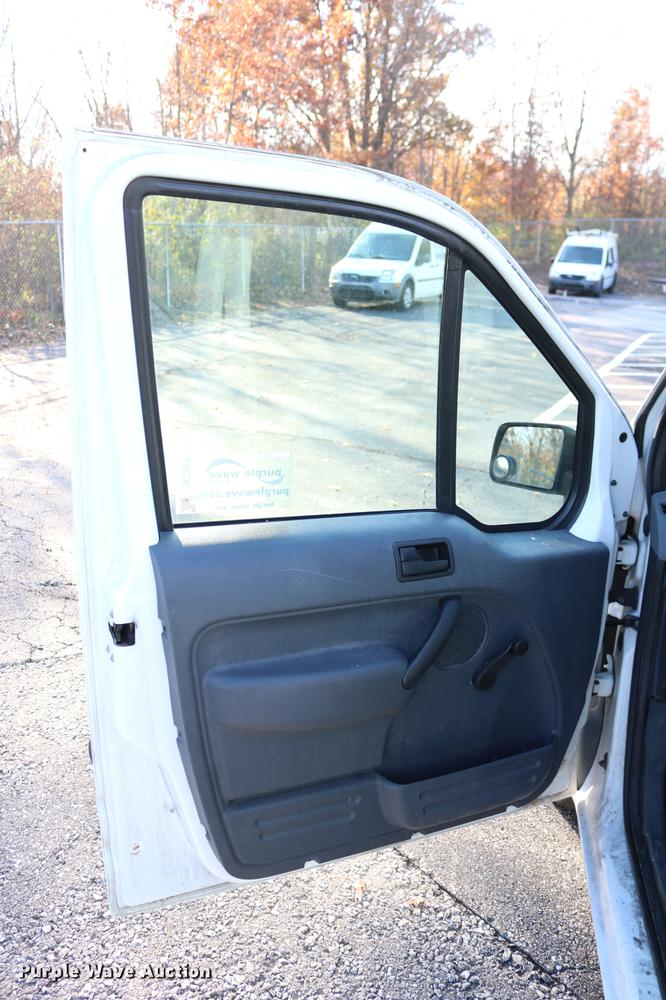 image for item DC3659 2010 Ford Transit Connect van