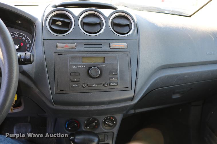 image for item DC3659 2010 Ford Transit Connect van