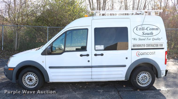 image for item DC3660 2010 Ford Transit Connect van