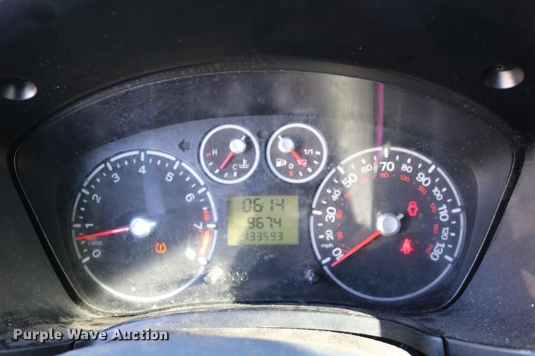 image for item DC3660 2010 Ford Transit Connect van