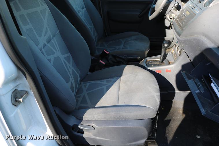 image for item DC3660 2010 Ford Transit Connect van