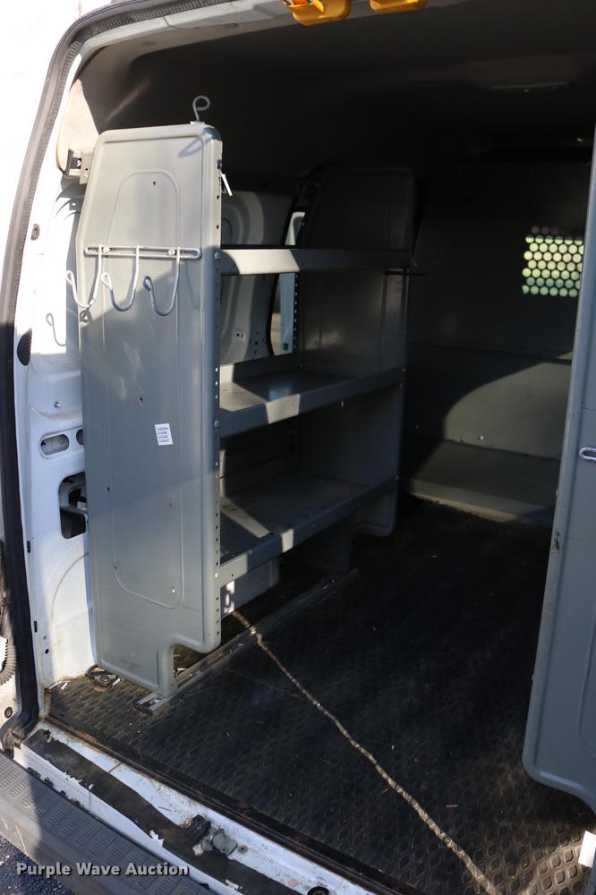 image for item DC3660 2010 Ford Transit Connect van