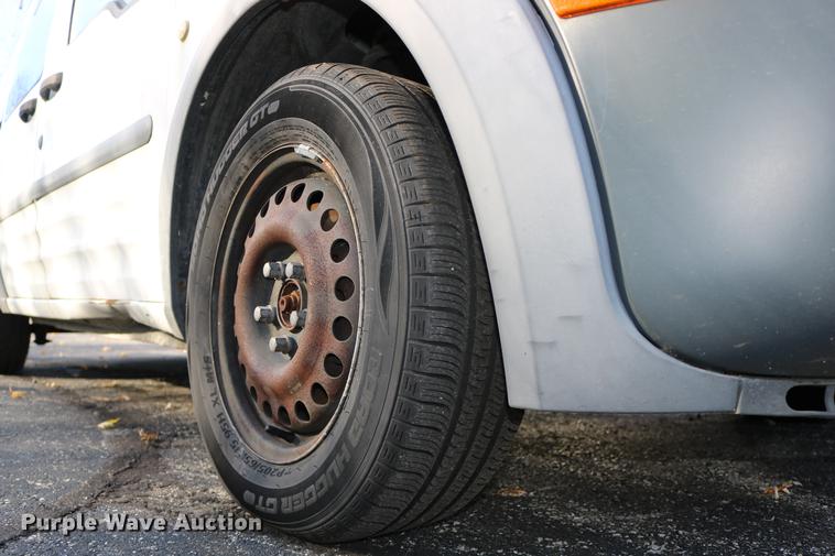 image for item DC3660 2010 Ford Transit Connect van