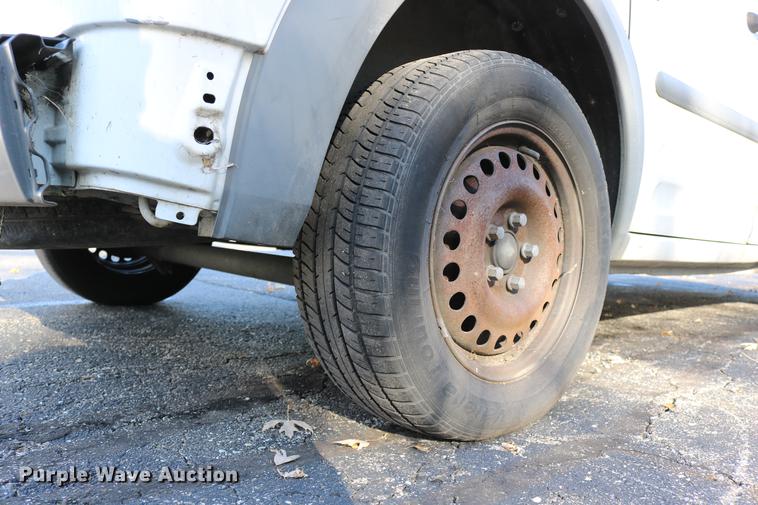 image for item DC3660 2010 Ford Transit Connect van