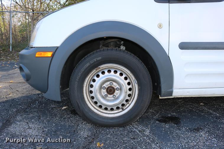 image for item DC3660 2010 Ford Transit Connect van