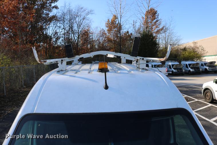 image for item DC3660 2010 Ford Transit Connect van