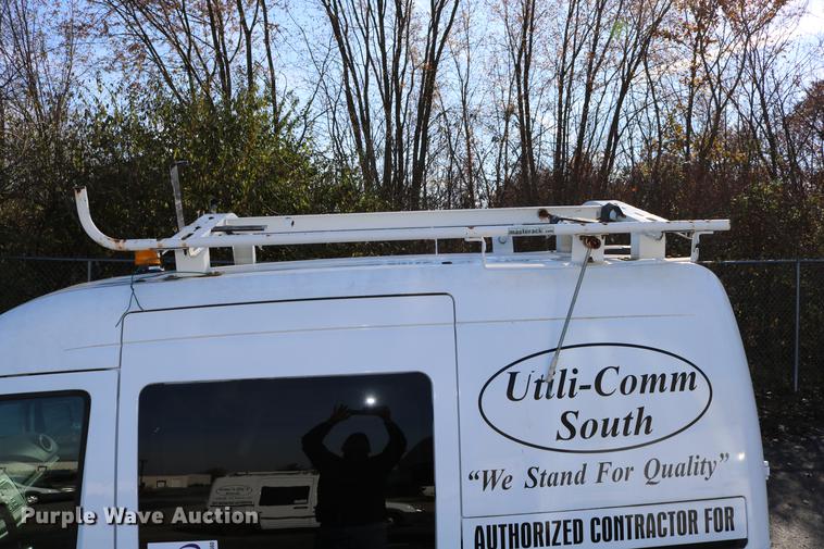 image for item DC3660 2010 Ford Transit Connect van