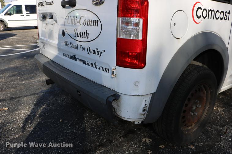 image for item DC3660 2010 Ford Transit Connect van