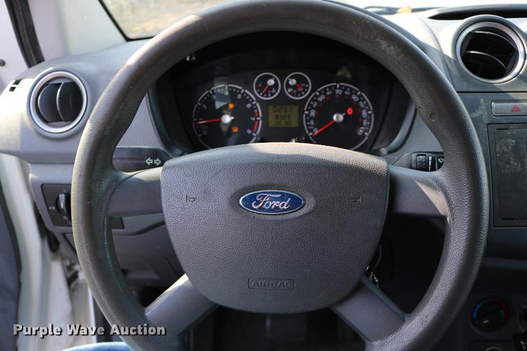 image for item DC3661 2010 Ford Transit Connect van