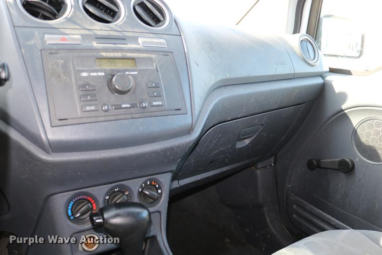 image for item DC3661 2010 Ford Transit Connect van