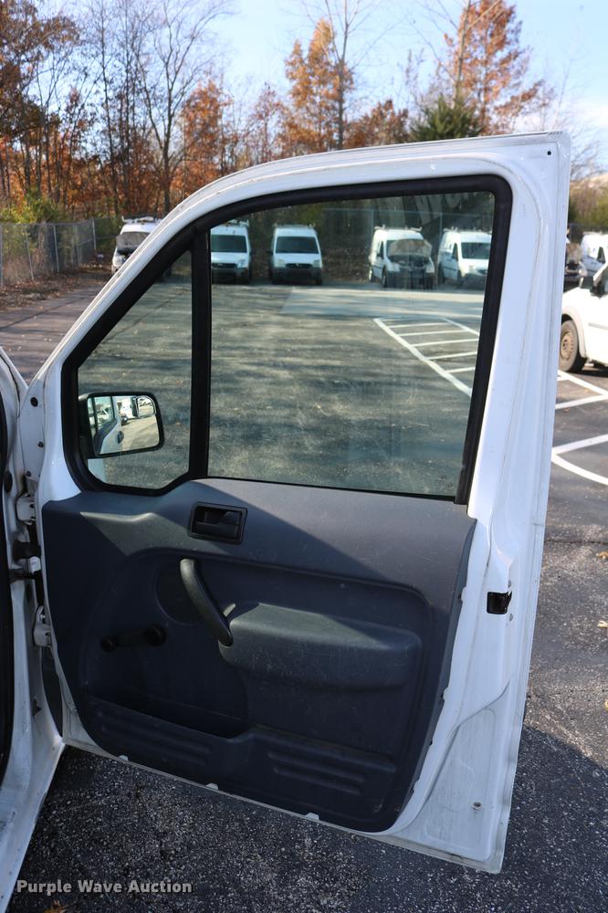 image for item DC3661 2010 Ford Transit Connect van