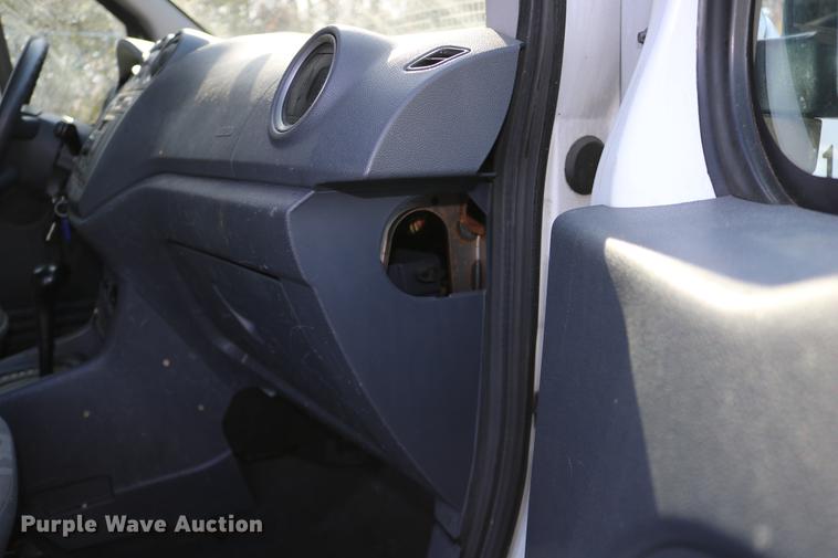 image for item DC3661 2010 Ford Transit Connect van