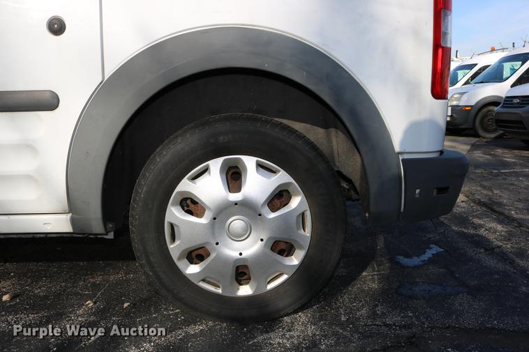 image for item DC3661 2010 Ford Transit Connect van