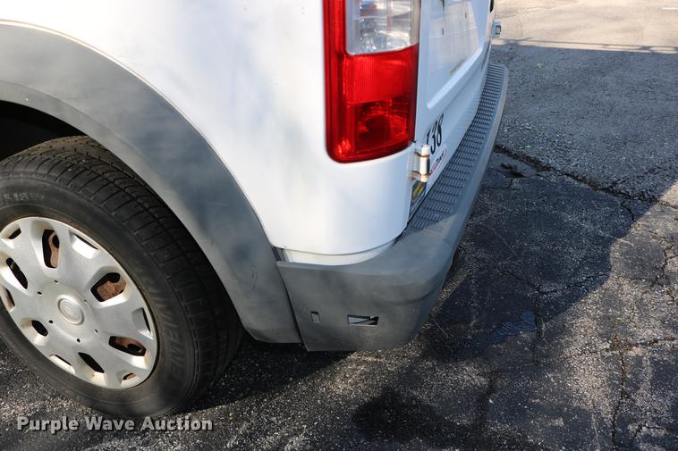 image for item DC3661 2010 Ford Transit Connect van