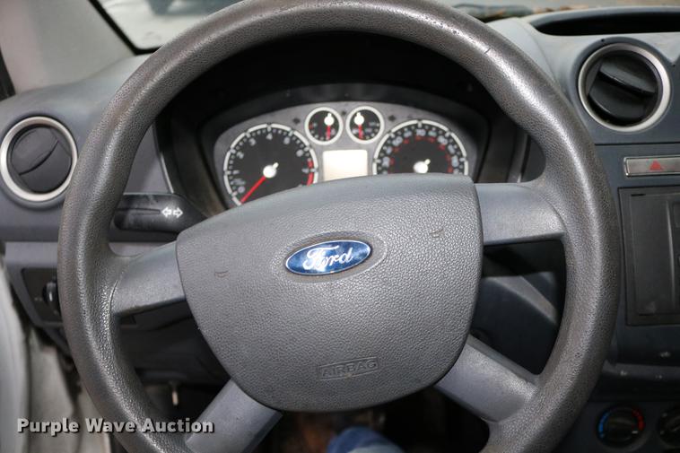 image for item DC3662 2010 Ford Transit Connect van