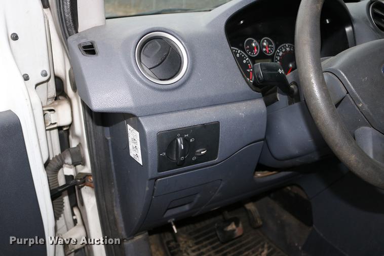 image for item DC3662 2010 Ford Transit Connect van