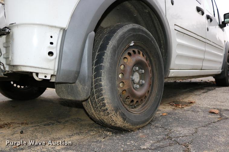 image for item DC3662 2010 Ford Transit Connect van