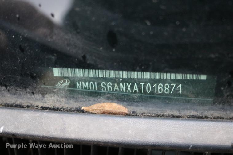 image for item DC3662 2010 Ford Transit Connect van