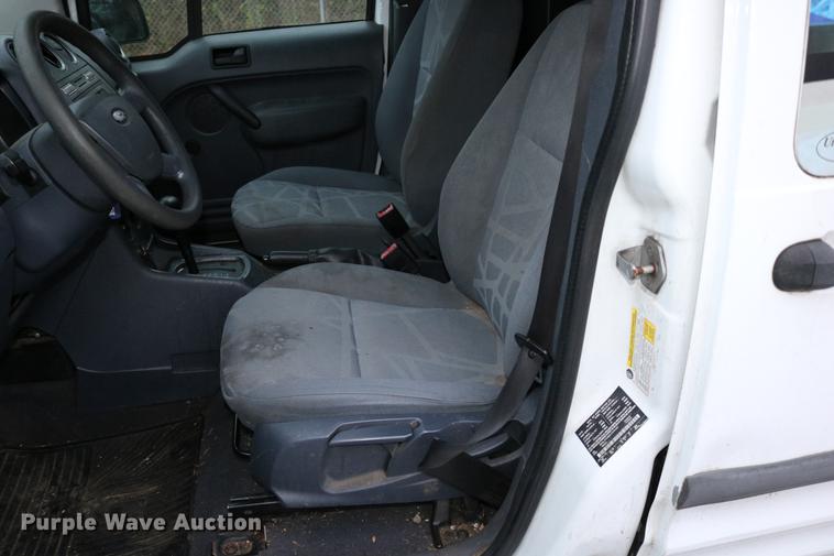 image for item DC3663 2010 Ford Transit Connect van