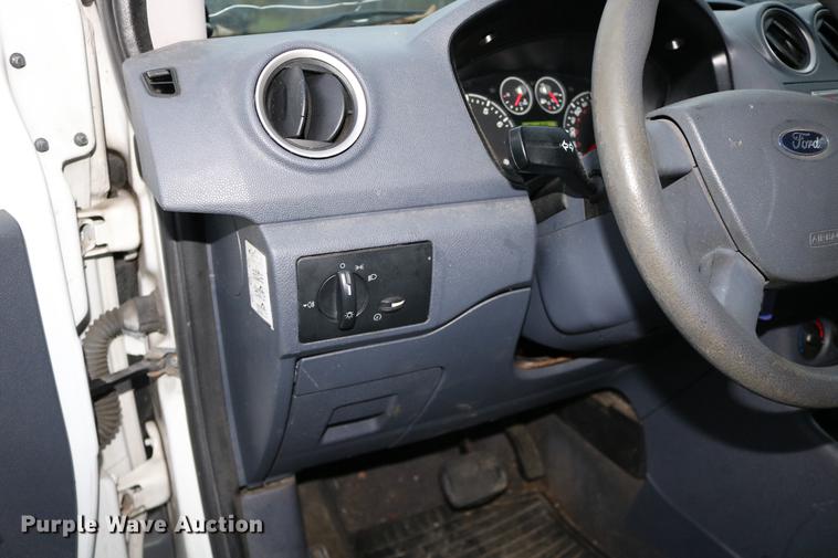 image for item DC3663 2010 Ford Transit Connect van