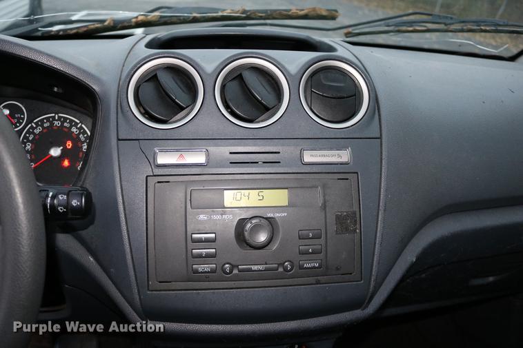 image for item DC3663 2010 Ford Transit Connect van