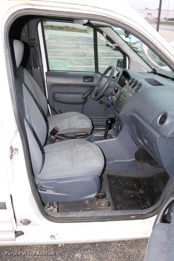 image for item DC3663 2010 Ford Transit Connect van