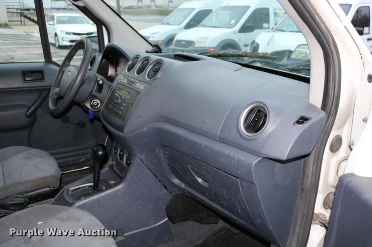 image for item DC3663 2010 Ford Transit Connect van