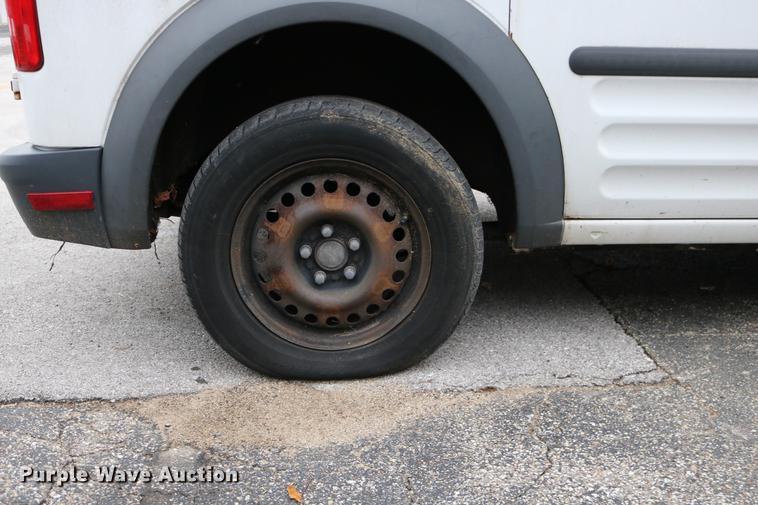 image for item DC3663 2010 Ford Transit Connect van