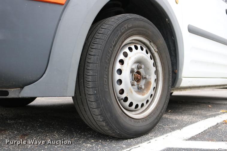 image for item DC3663 2010 Ford Transit Connect van