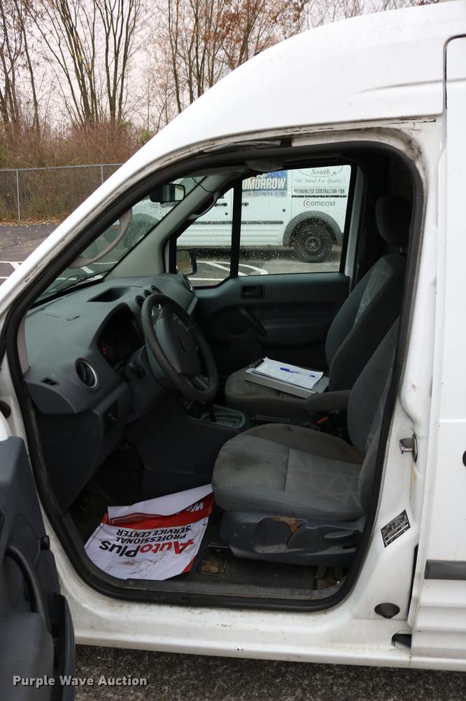 image for item DC3664 2010 Ford Transit Connect van