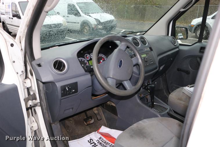 image for item DC3664 2010 Ford Transit Connect van
