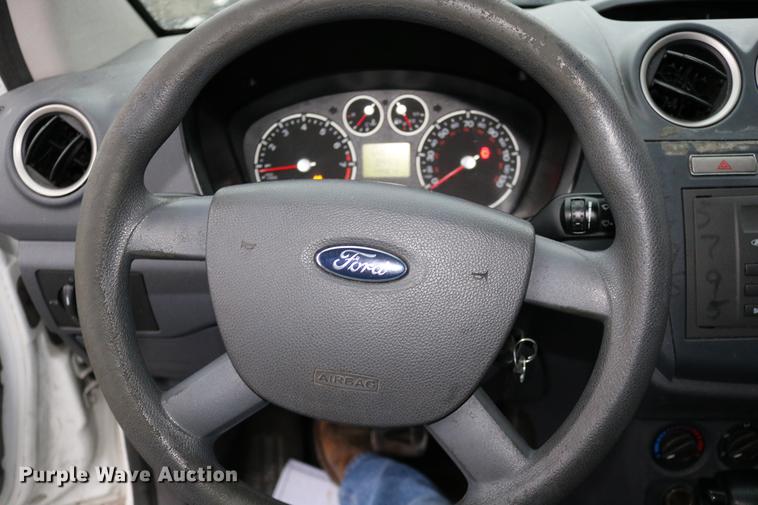 image for item DC3664 2010 Ford Transit Connect van