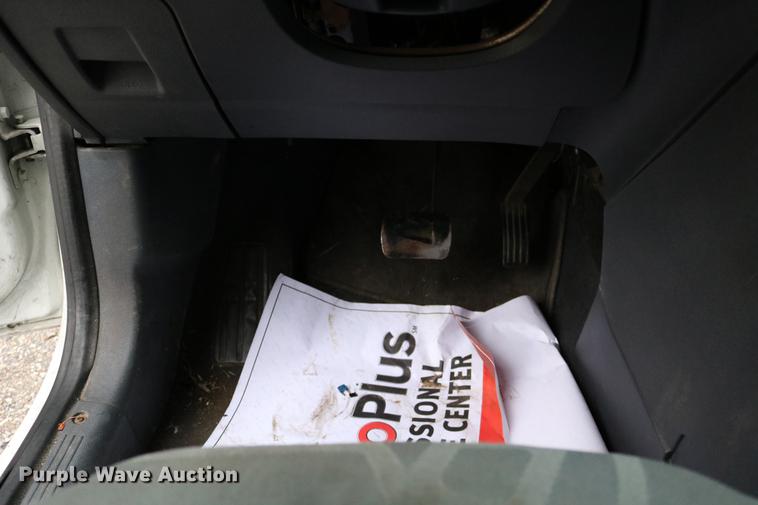 image for item DC3664 2010 Ford Transit Connect van