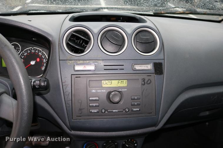 image for item DC3664 2010 Ford Transit Connect van