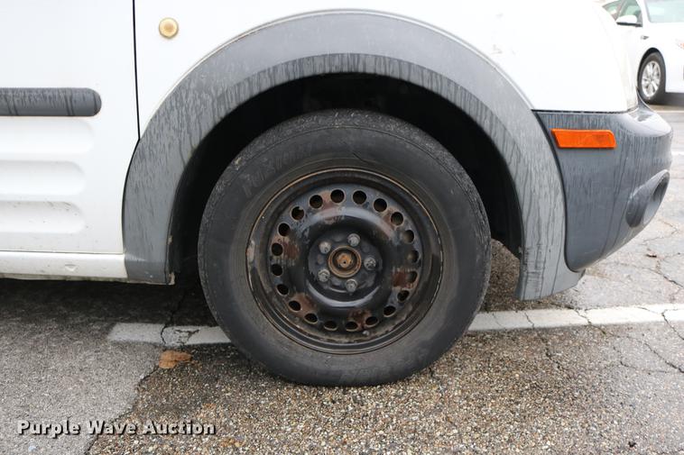 image for item DC3664 2010 Ford Transit Connect van