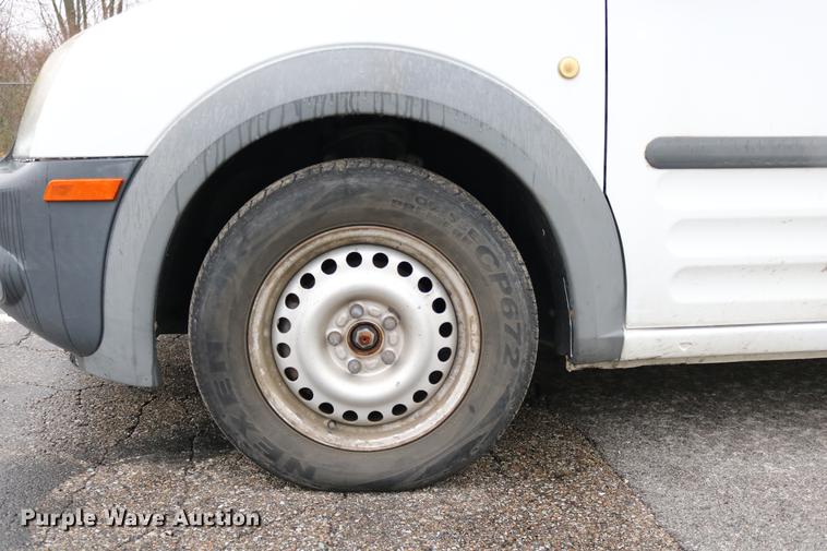 image for item DC3664 2010 Ford Transit Connect van