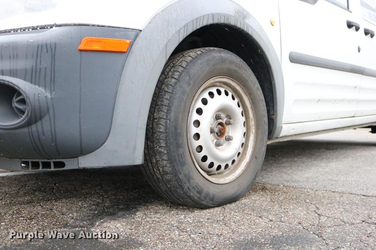 image for item DC3664 2010 Ford Transit Connect van