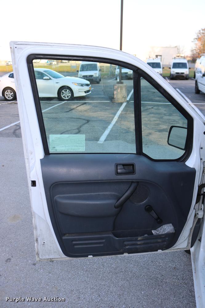 image for item DC3665 2010 Ford Transit Connect van