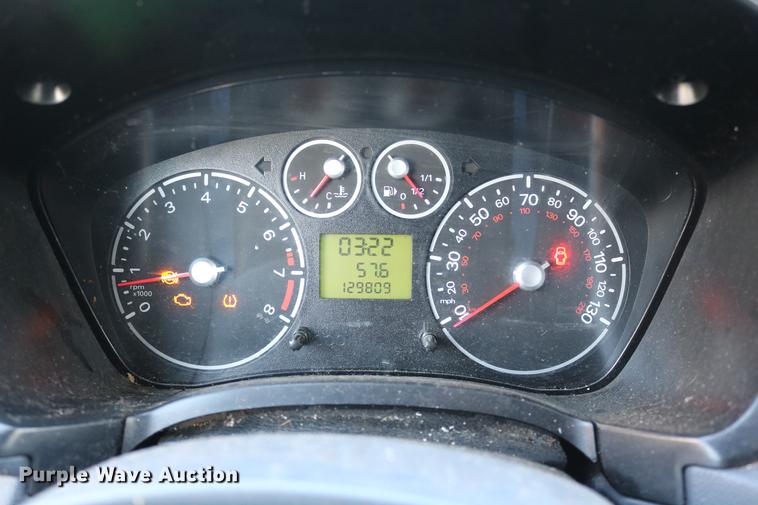 image for item DC3665 2010 Ford Transit Connect van