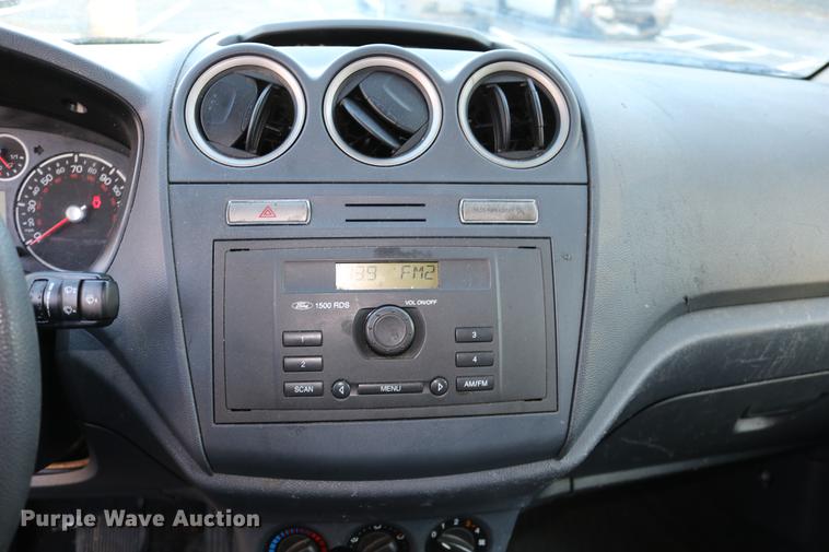 image for item DC3665 2010 Ford Transit Connect van