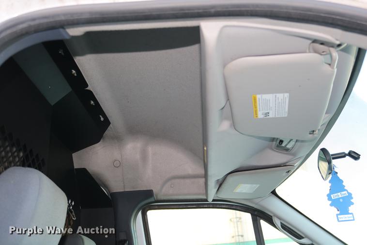 image for item DC3665 2010 Ford Transit Connect van