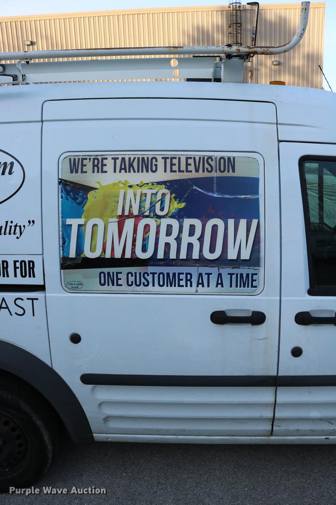 image for item DC3665 2010 Ford Transit Connect van