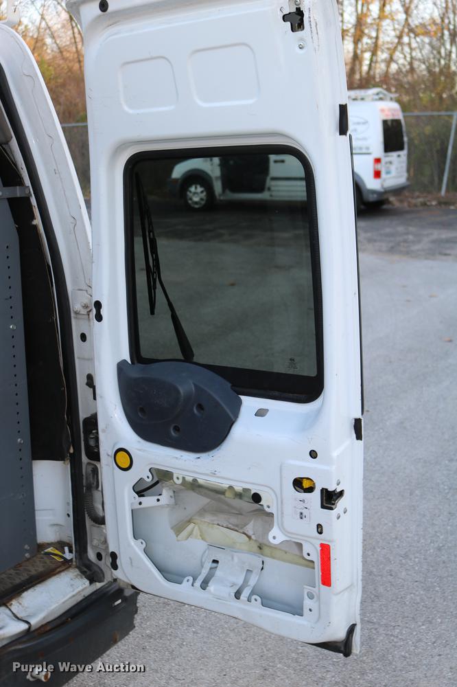 image for item DC3665 2010 Ford Transit Connect van